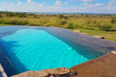 In der Ndaka Safari Lodge und unterwegs im Nambiti Private Reserve. Die Pirschfahrten sind inklusive.